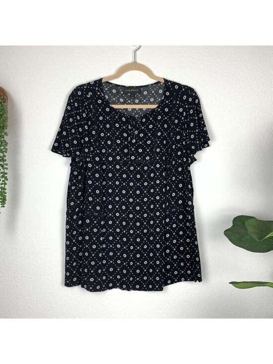 Lane Bryant Tops - ✨3/$30 Lane Bryant Women's 14 Black White Short Sleeved Peasant Blouse Top